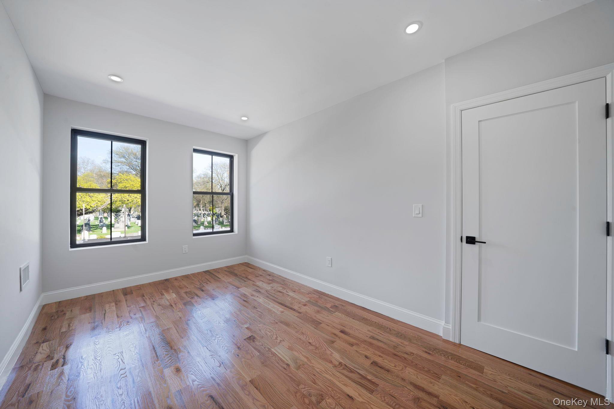 1139 Brooklyn Avenue Property Photo 23