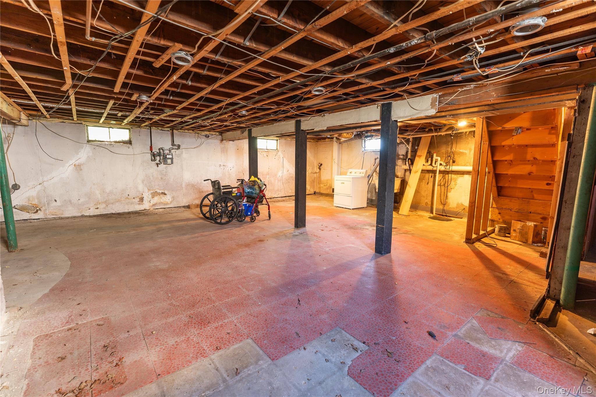 84 Rhoda Avenue Property Photo 17