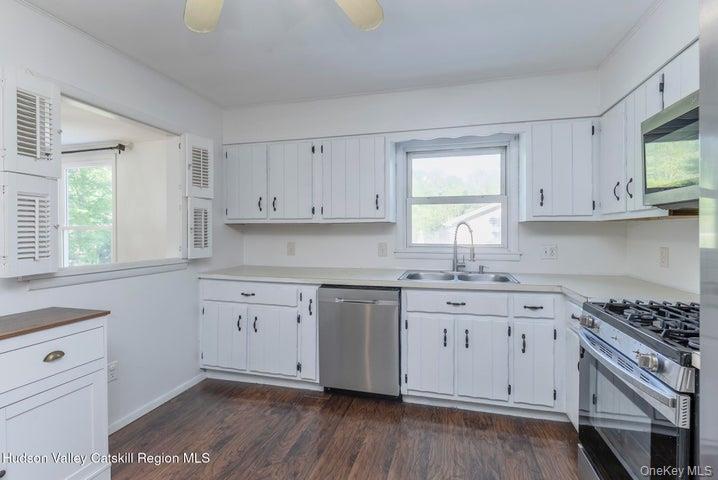94 Tammany Street Property Photo 8