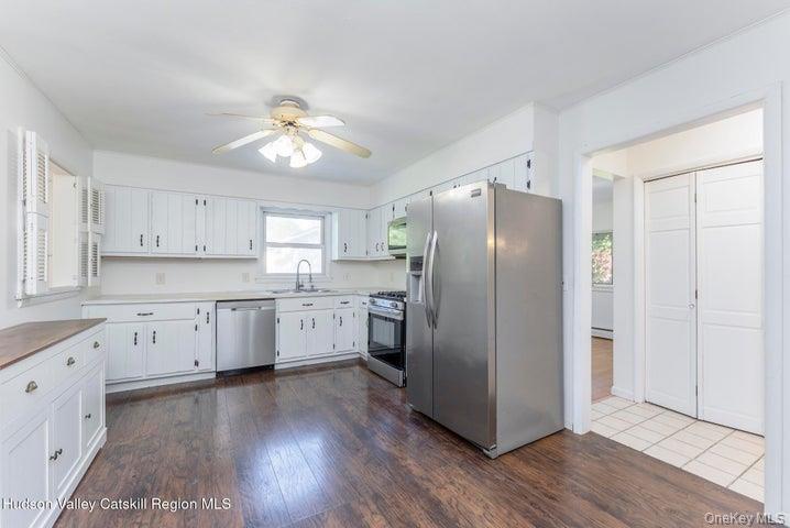 94 Tammany Street Property Photo 13