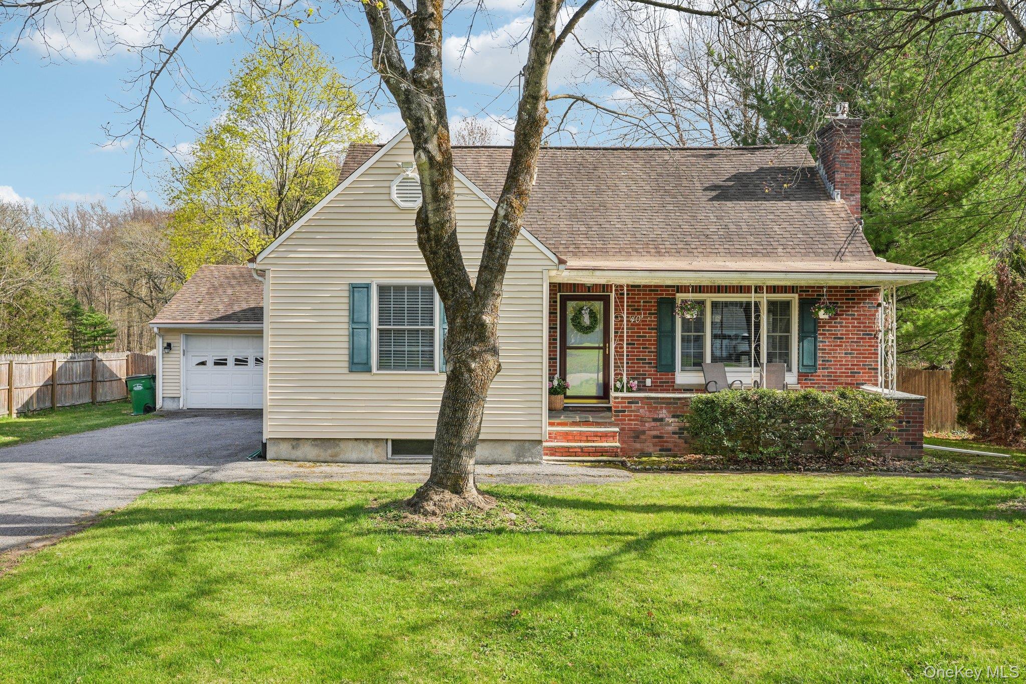 40 Widmer Road Property Photo 1