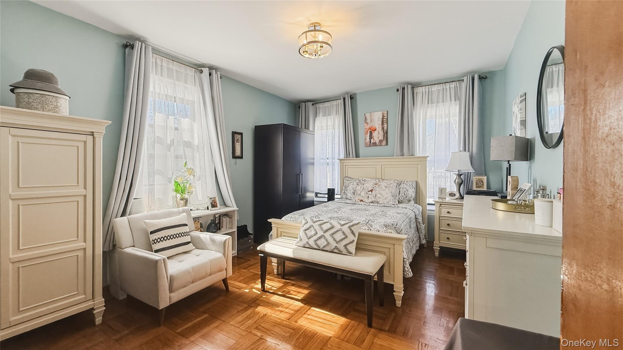 185 Marine Avenue 2c Property Photo 9