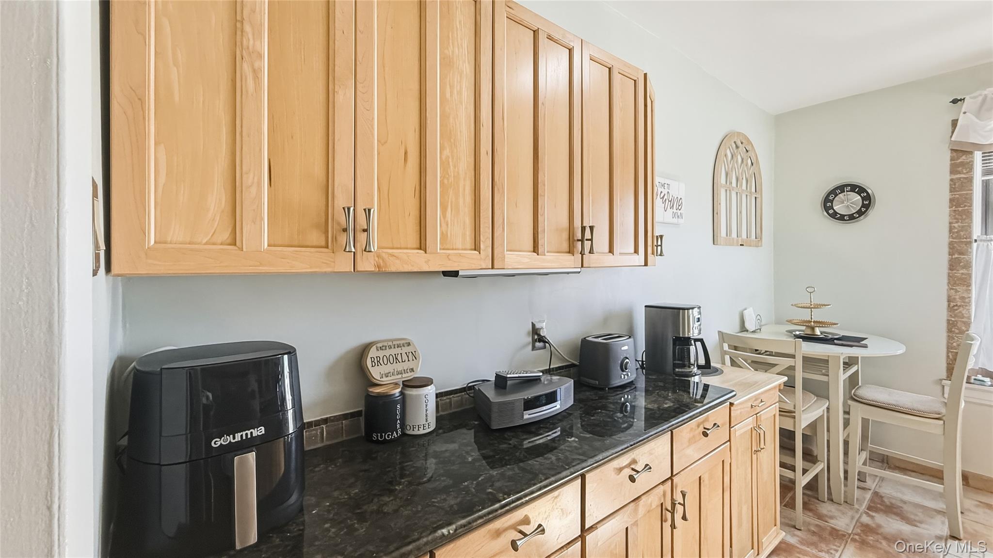 185 Marine Avenue 2c Property Photo 17
