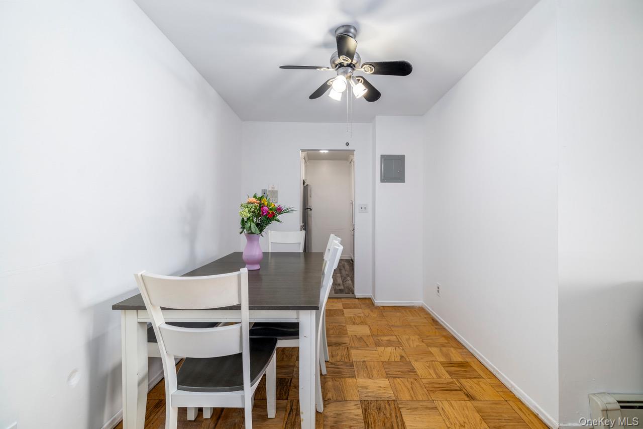 90 S Park Avenue B3 Property Photo 10