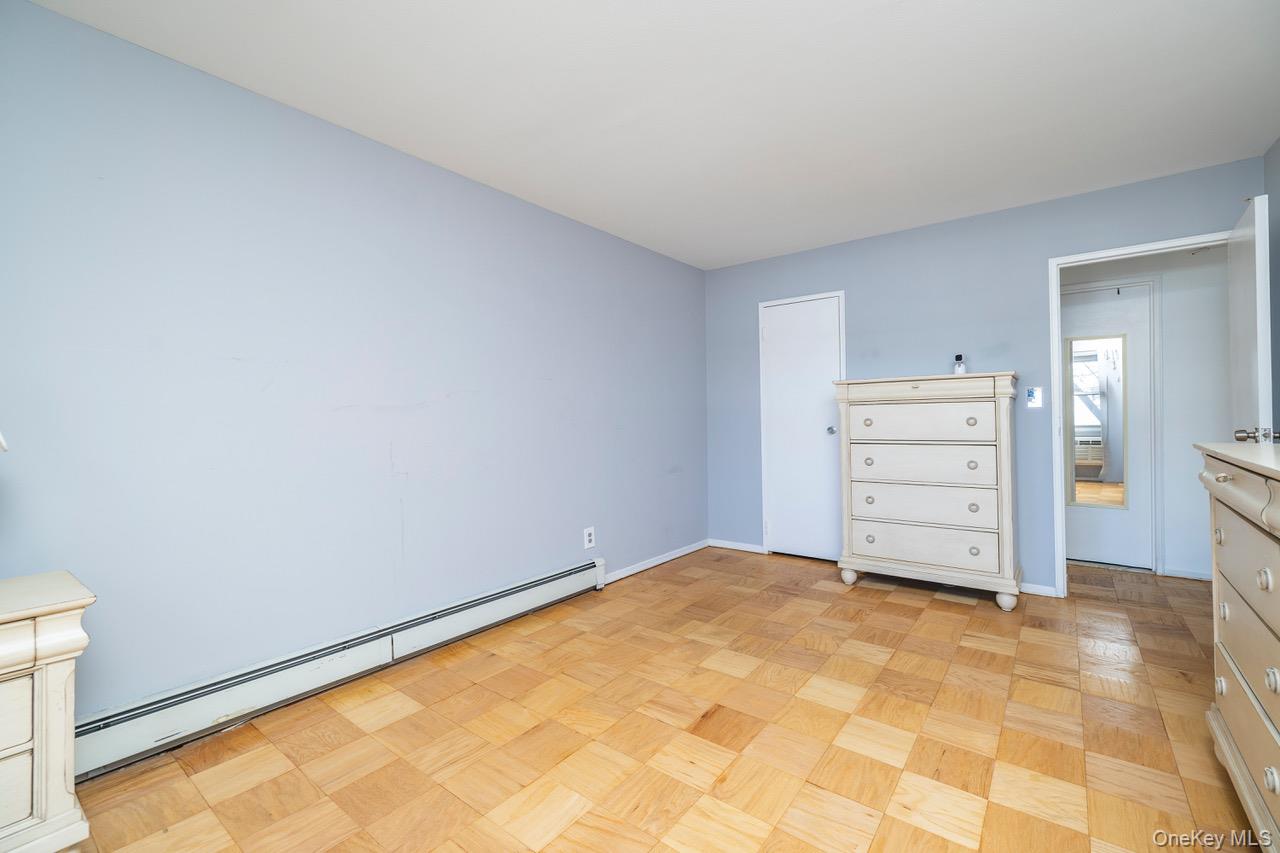 90 S Park Avenue B3 Property Photo 14