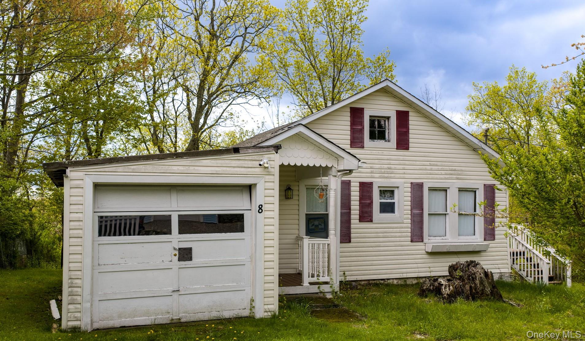 8 Chestnut Street Property Photo 1