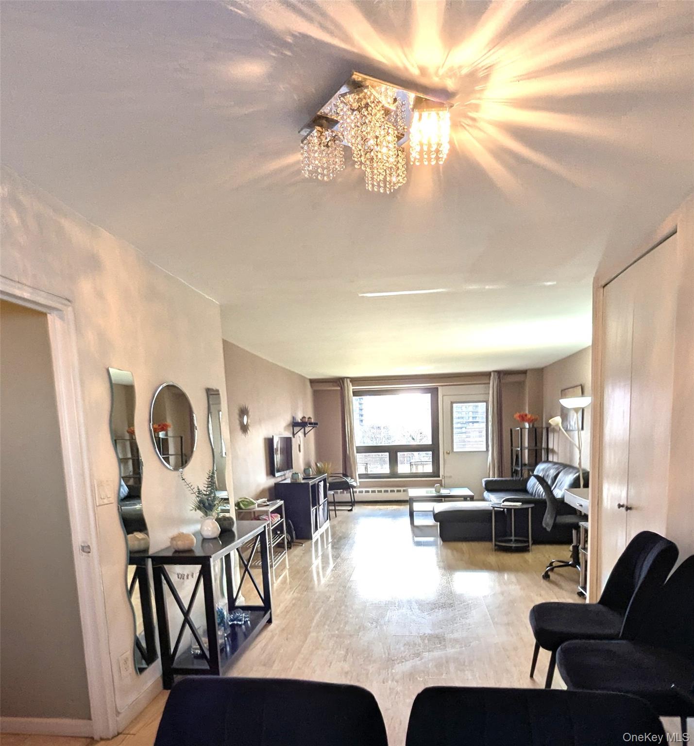 61-35 98 Street 5b Property Photo 4