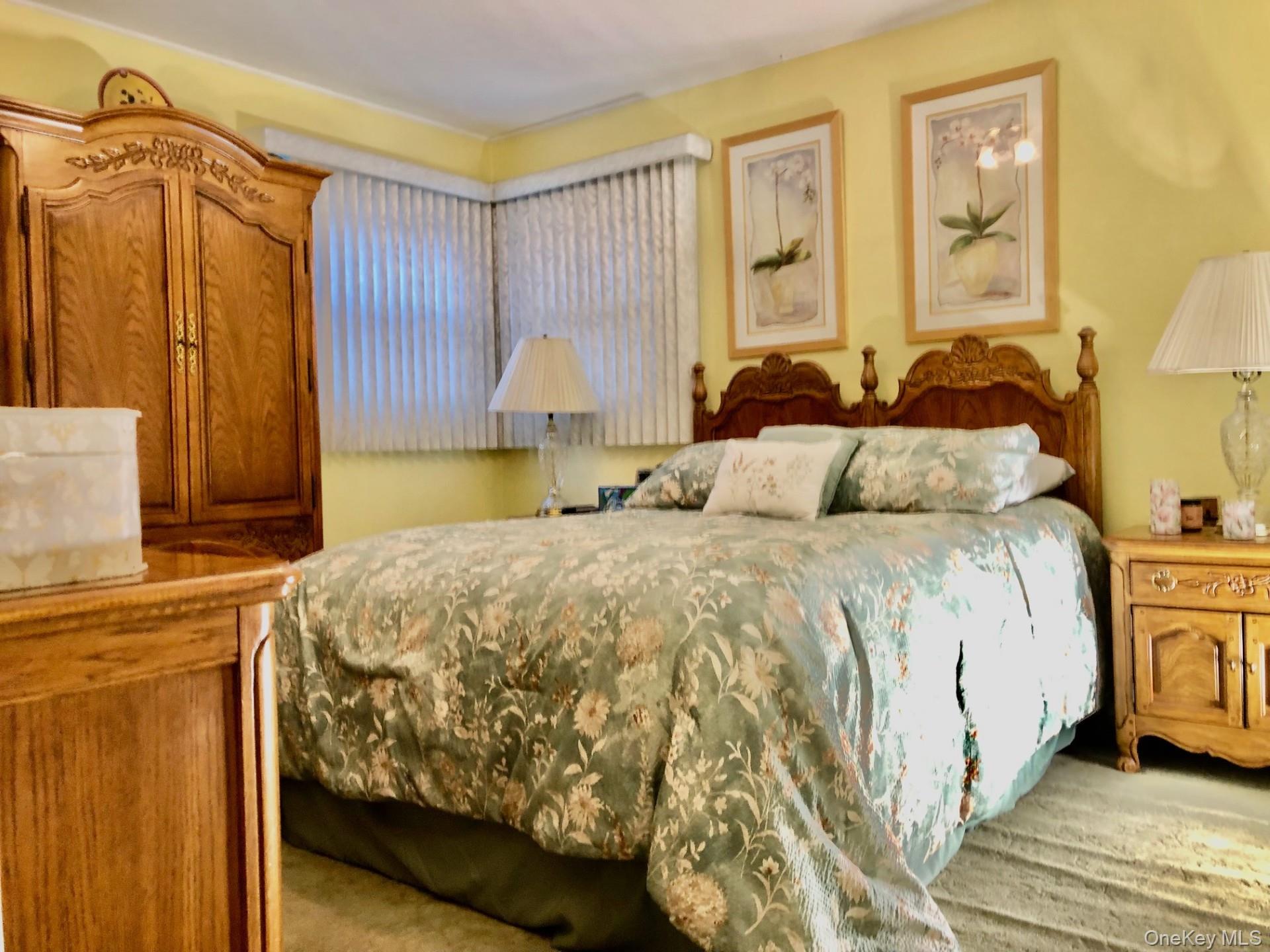398 Hendrickson Avenue Property Photo 10