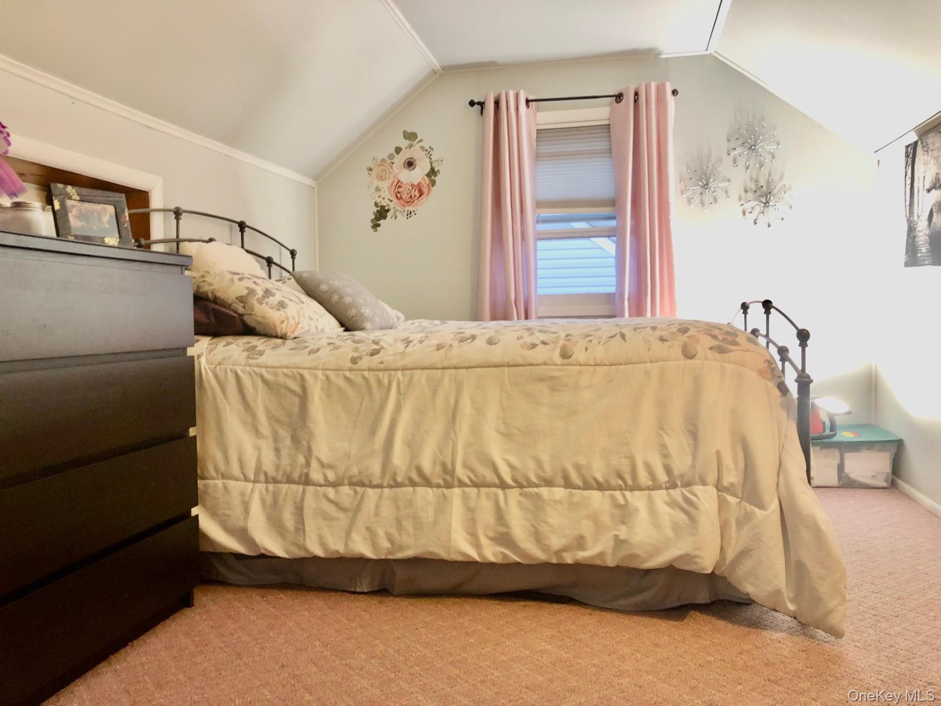 398 Hendrickson Avenue Property Photo 17