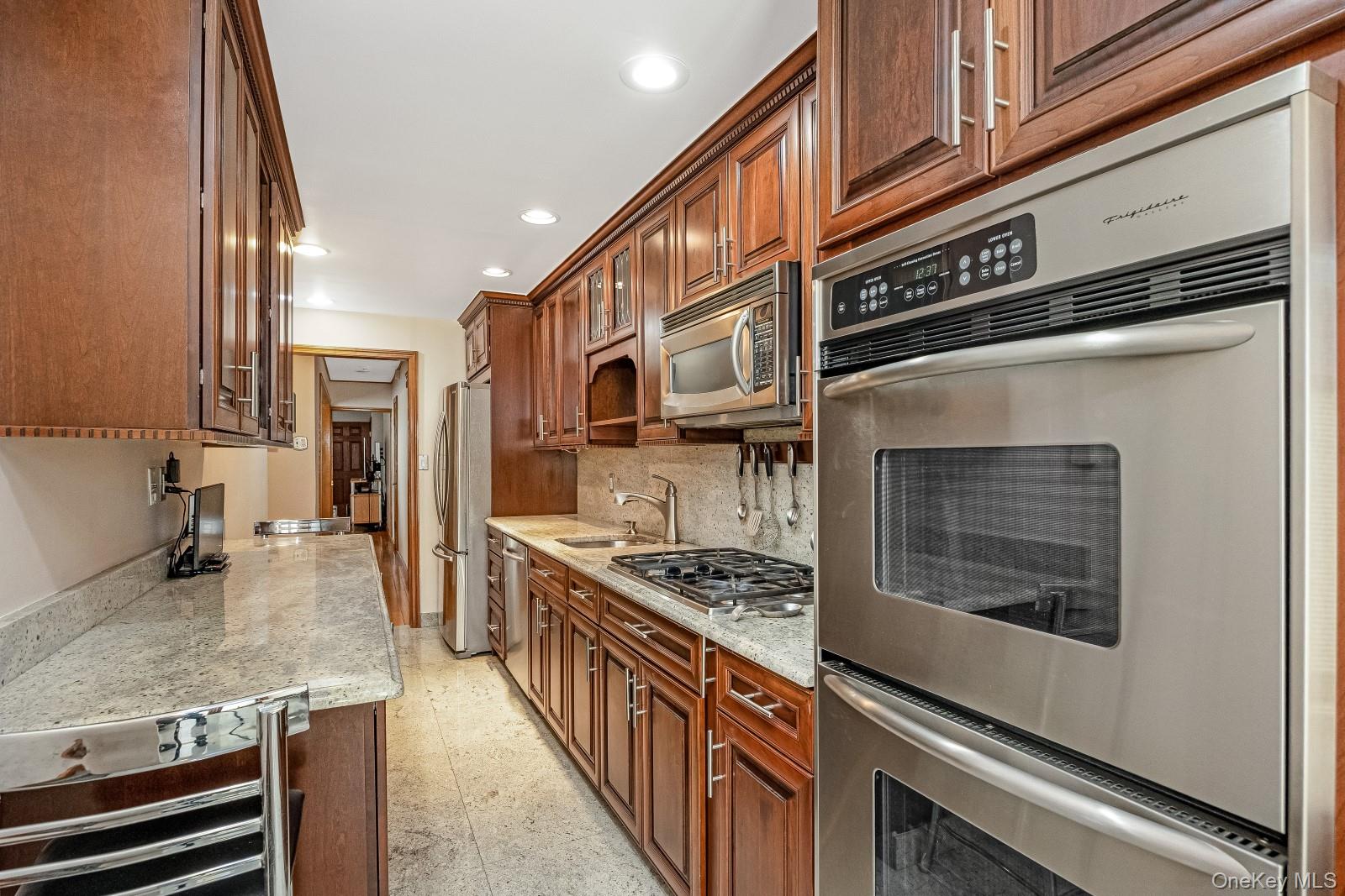 64-39 83rd Street Property Photo 10