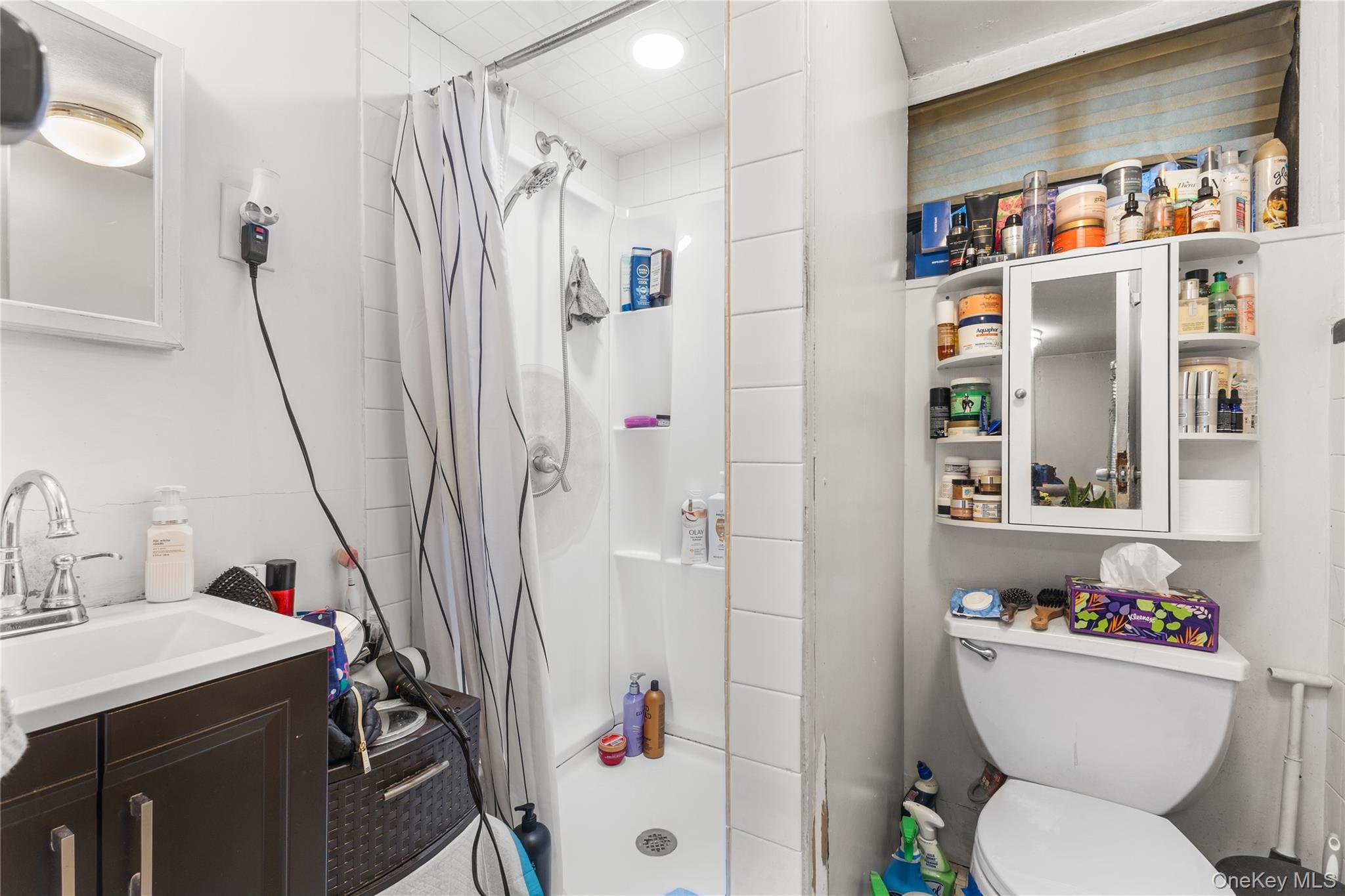 9409 Linden Boulevard Property Photo 2