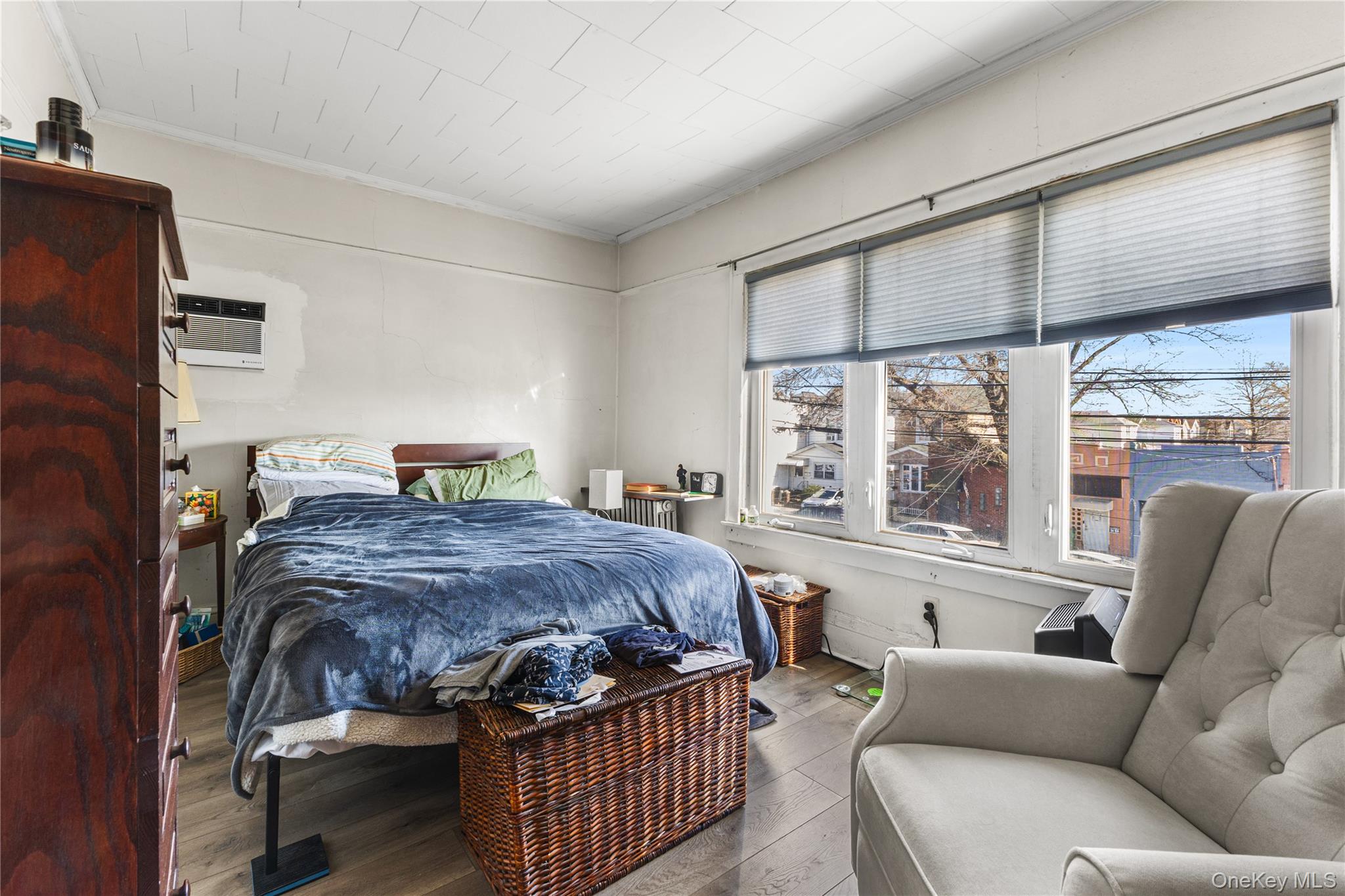 9409 Linden Boulevard Property Photo 10