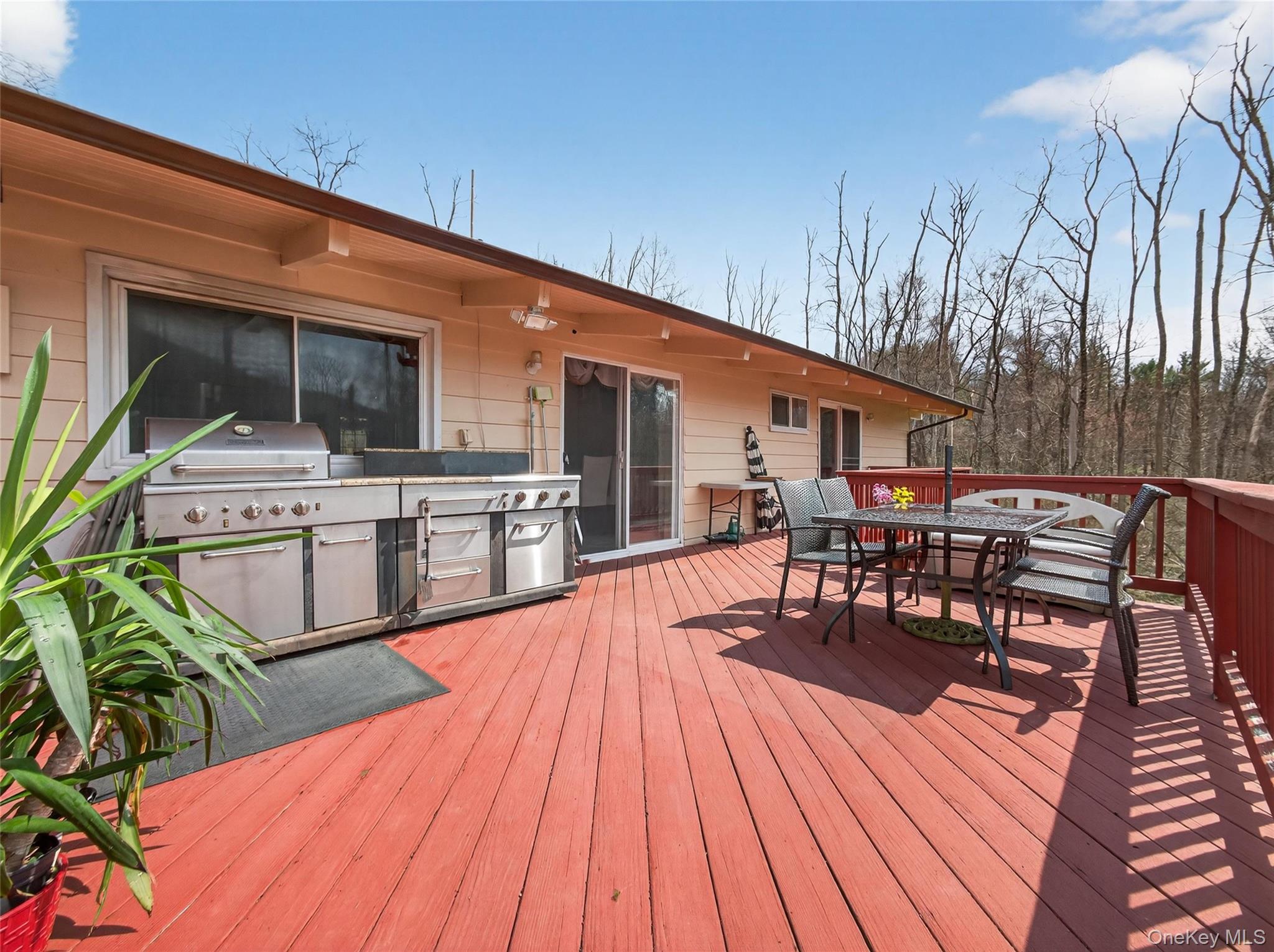 810 Haverstraw Road Property Photo 36