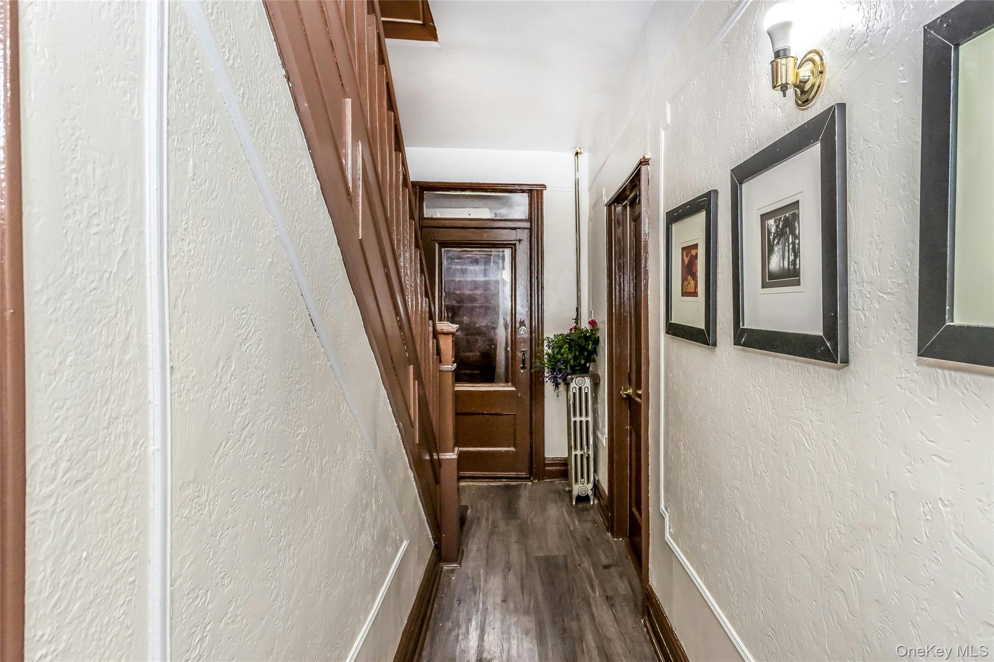 7520 64th Place Property Photo 4