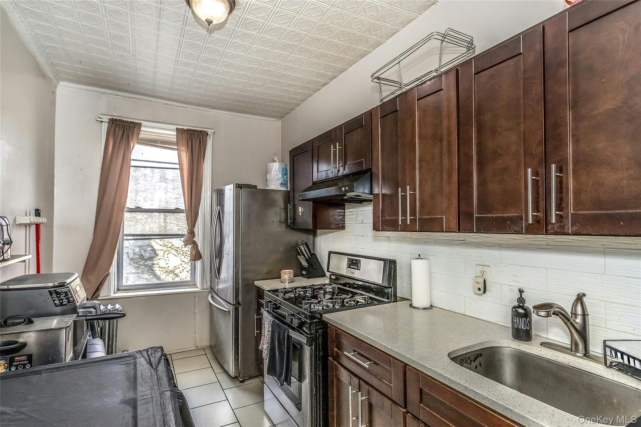 7520 64th Place Property Photo 9