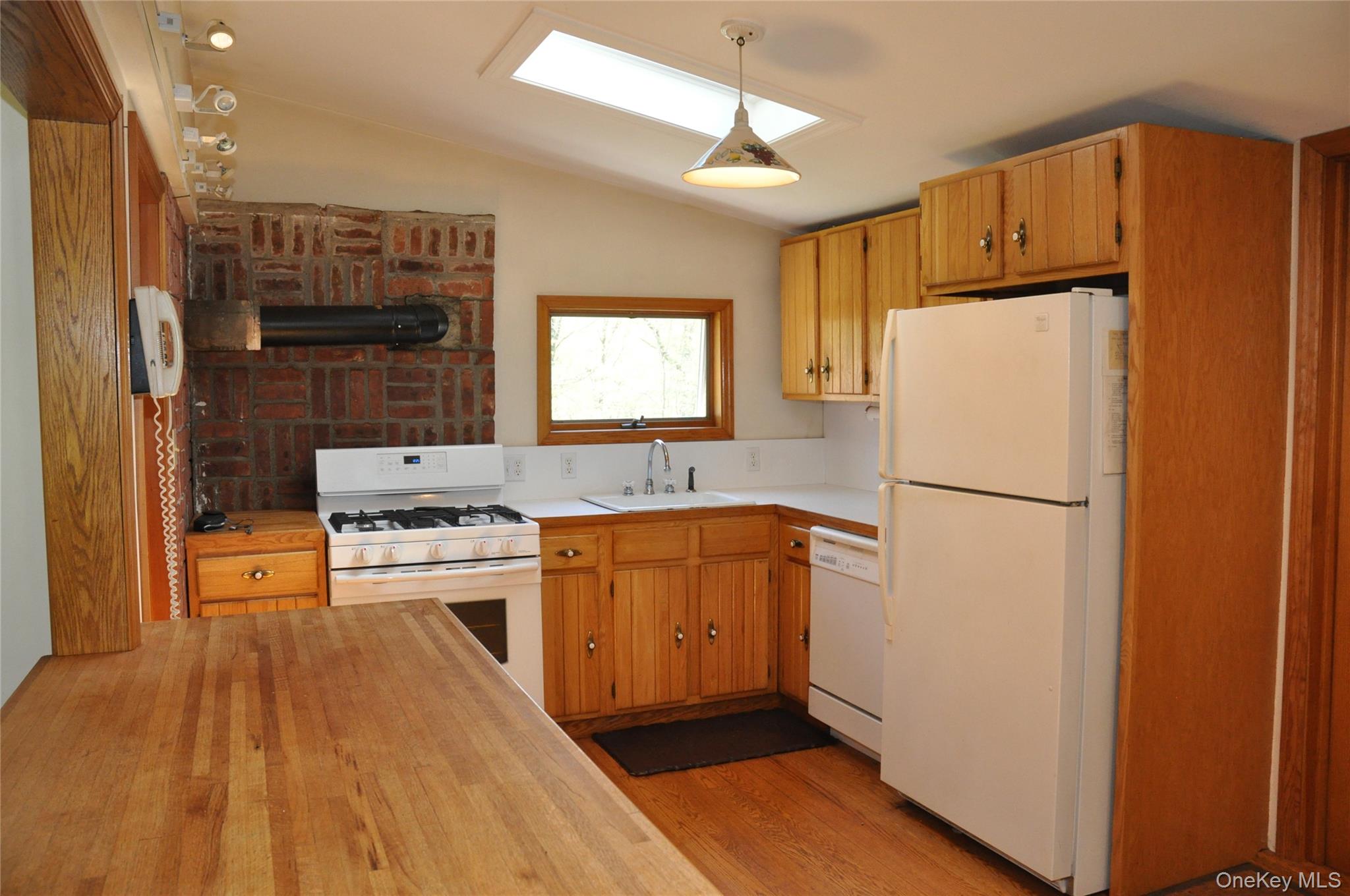 550 Browning Road Property Photo 13
