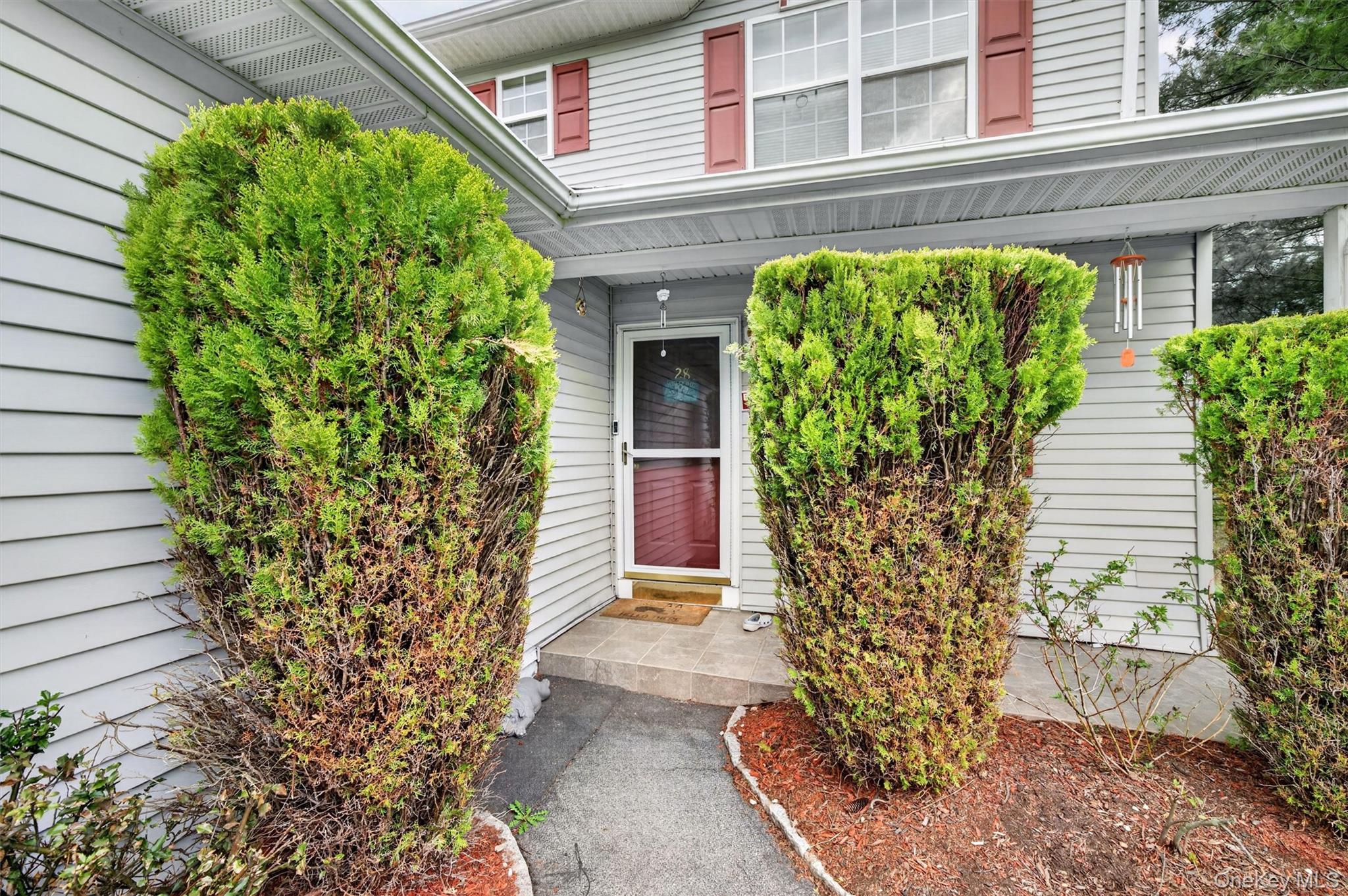 28 Lois Lane Property Photo 1