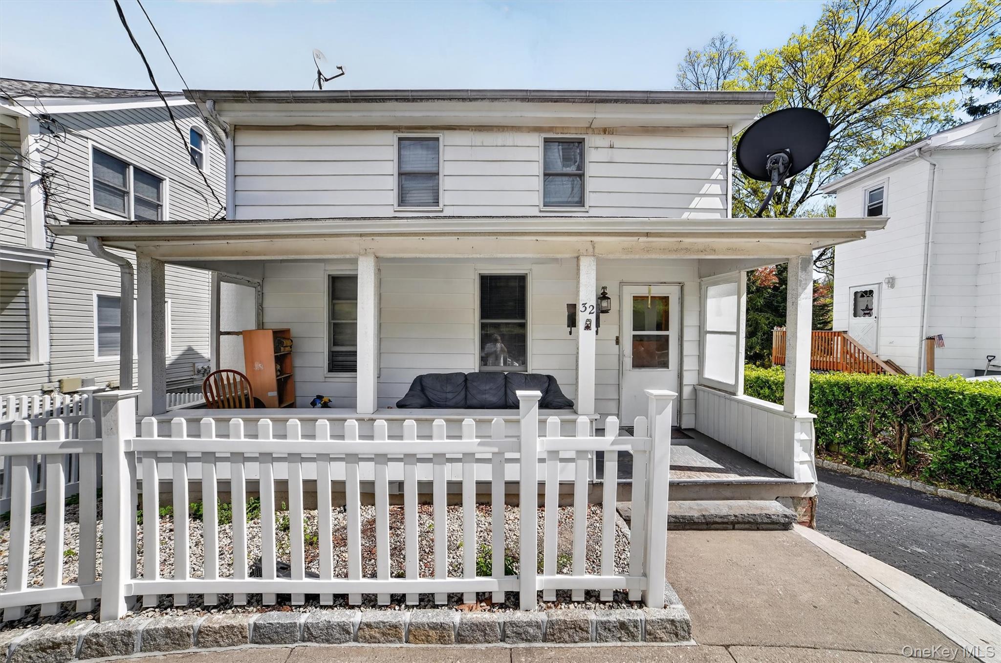 32 Terrace Avenue Property Photo 2