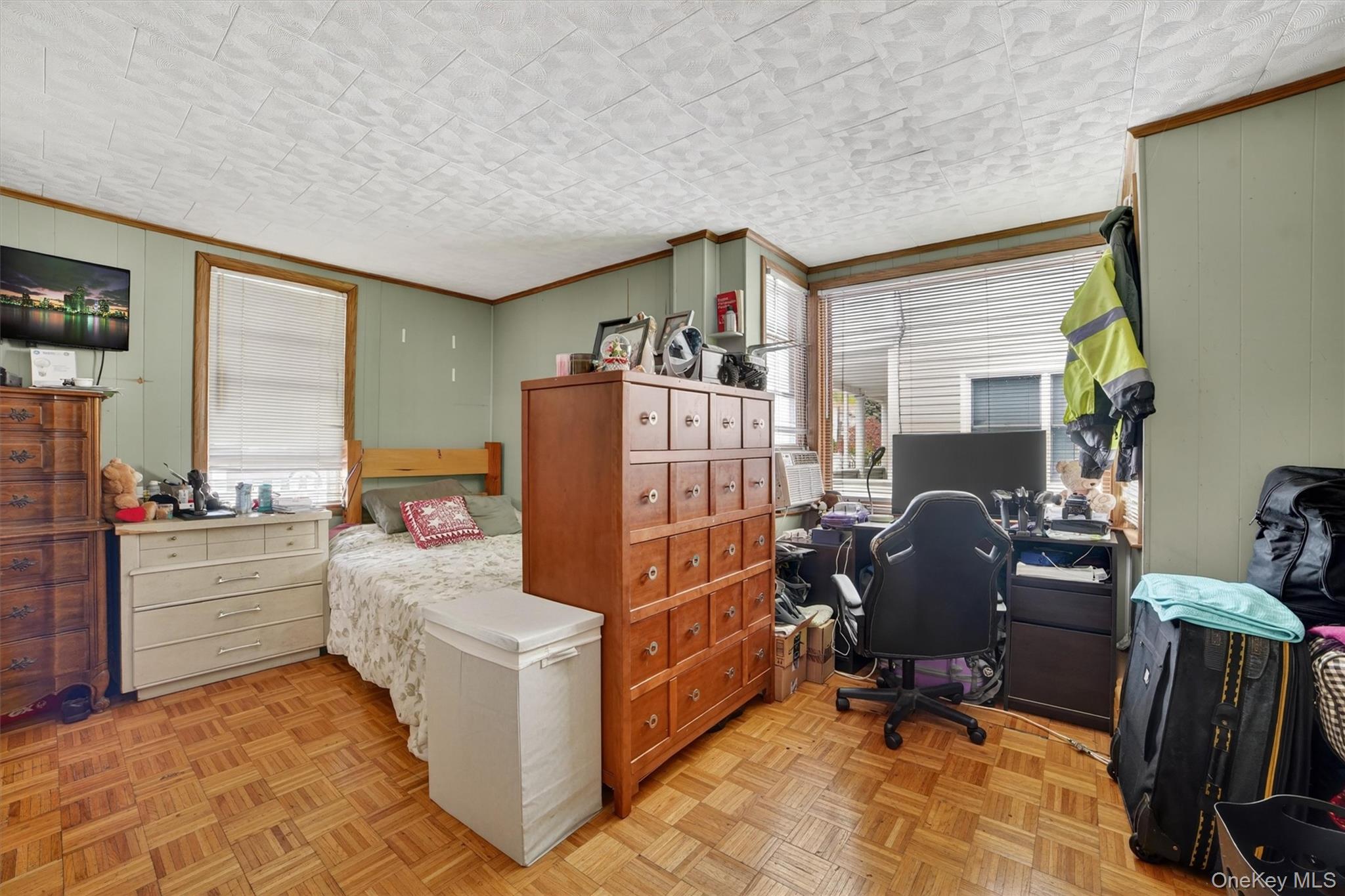 32 Terrace Avenue Property Photo 8