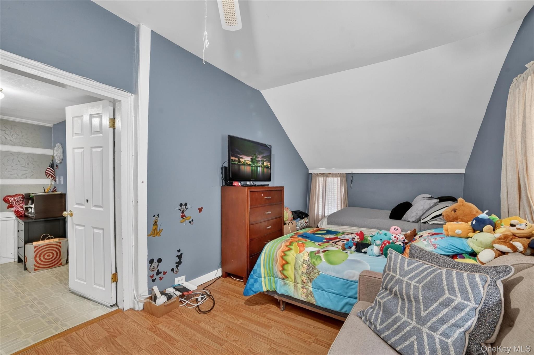 32 Terrace Avenue Property Photo 21