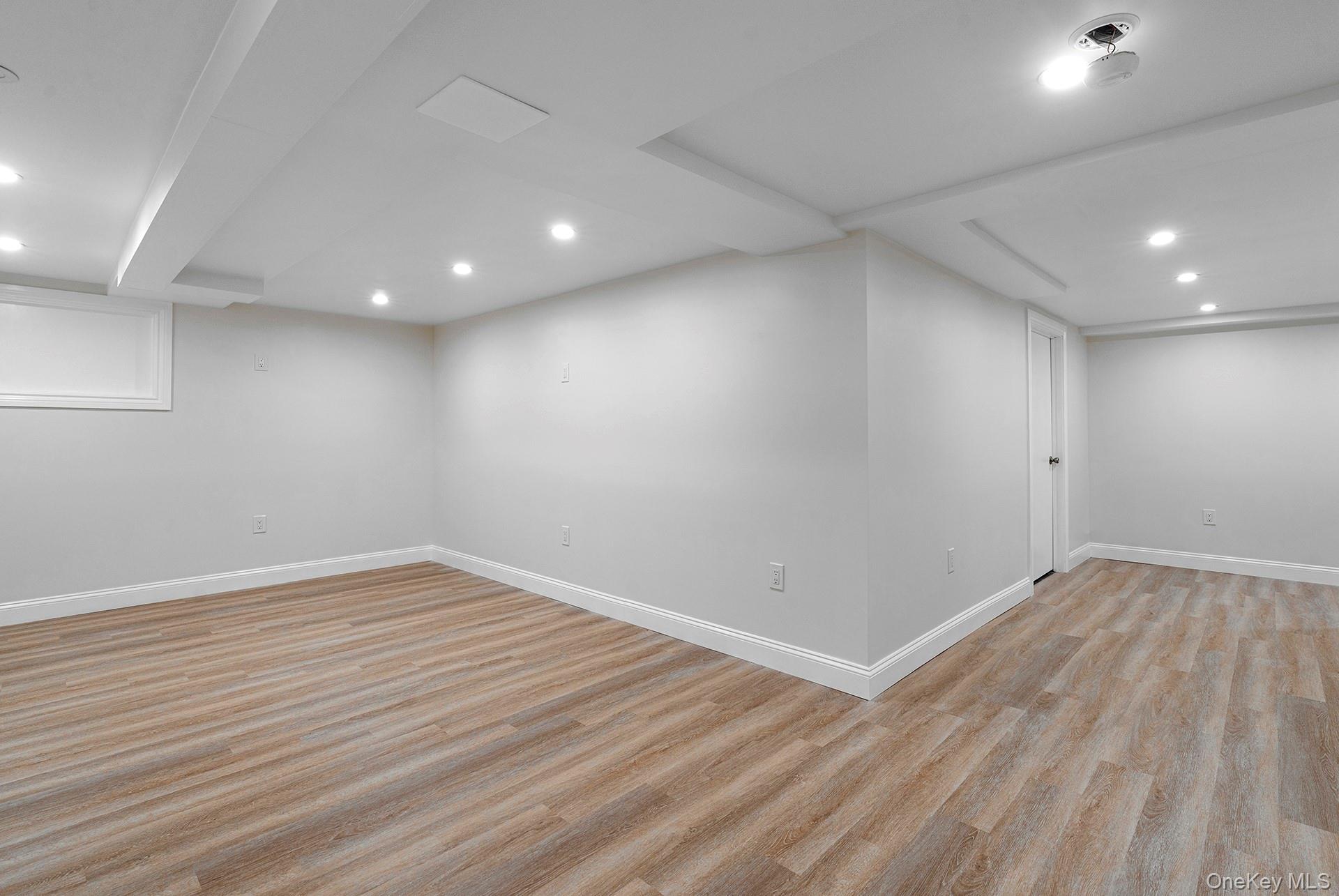 30 Sagg Road Property Photo 14