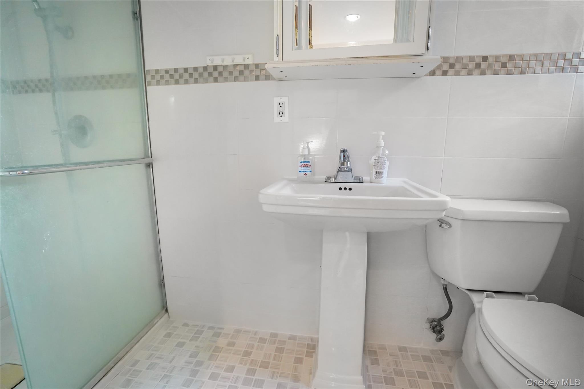 39 Oakdale Road Property Photo 15