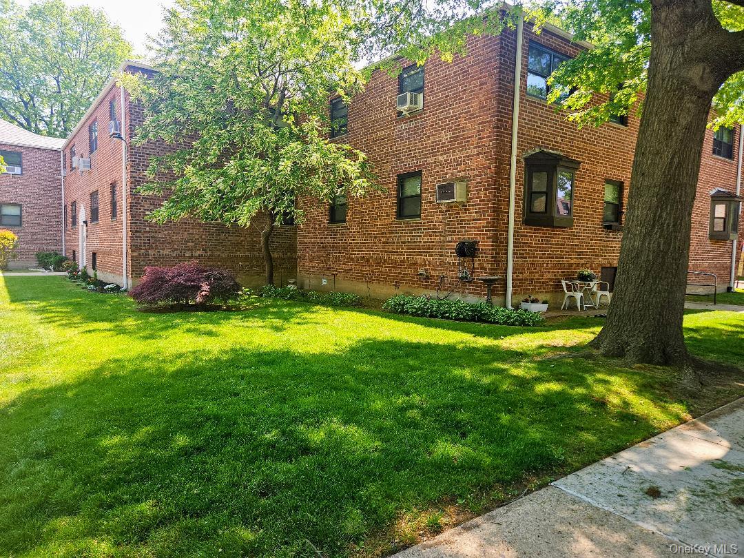 156-29 80th Street 1-296-cu Property Photo 10