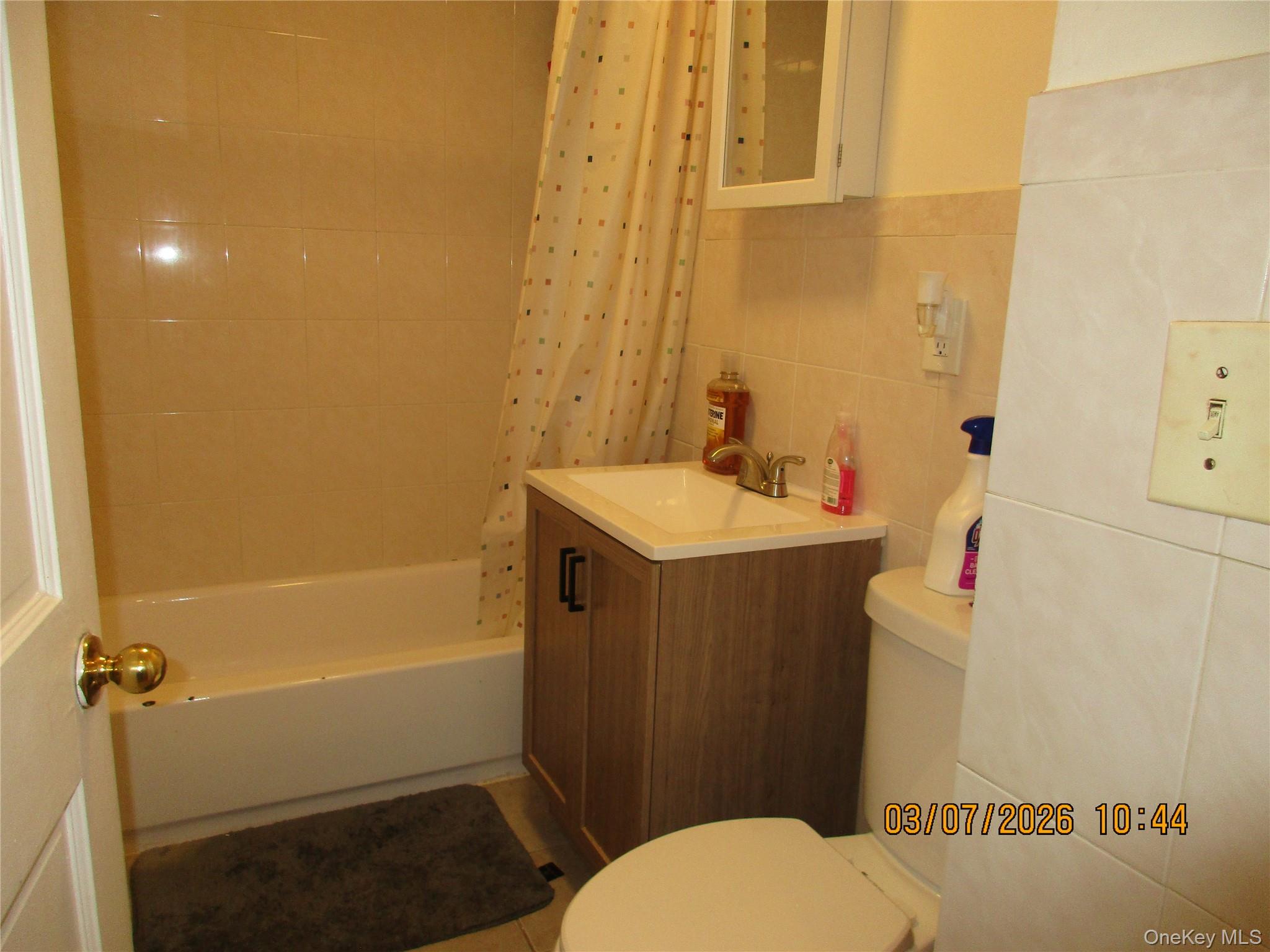 677 Glenmore Avenue Property Photo 13