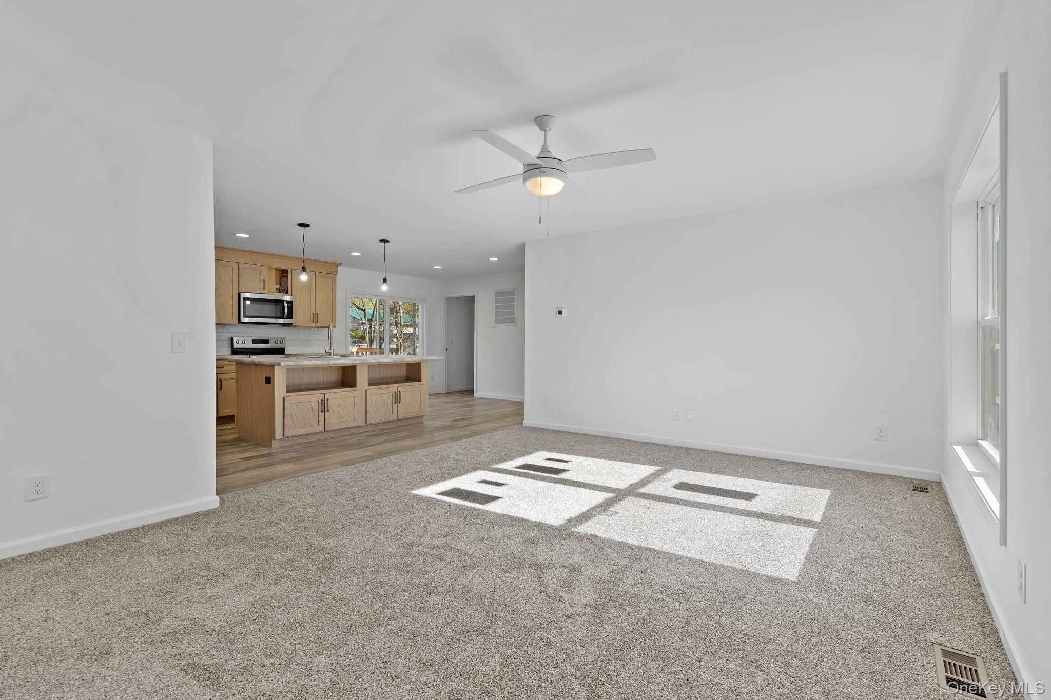165 Park Avenue Property Photo 4