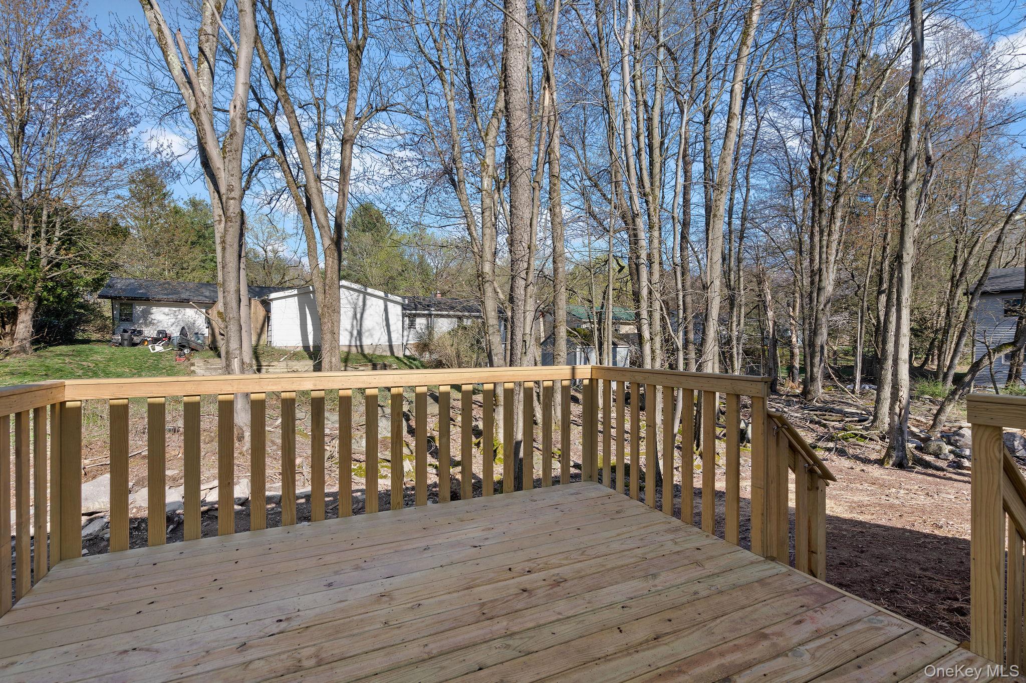 165 Park Avenue Property Photo 25