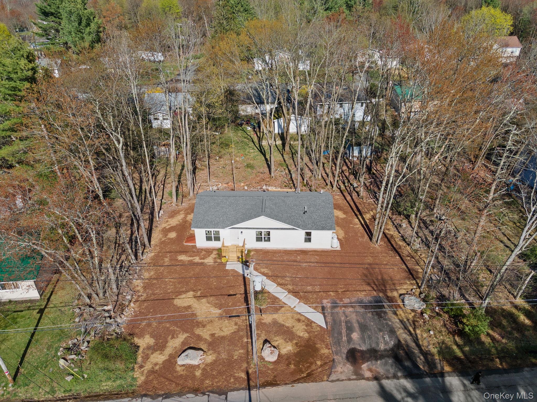 165 Park Avenue Property Photo 27