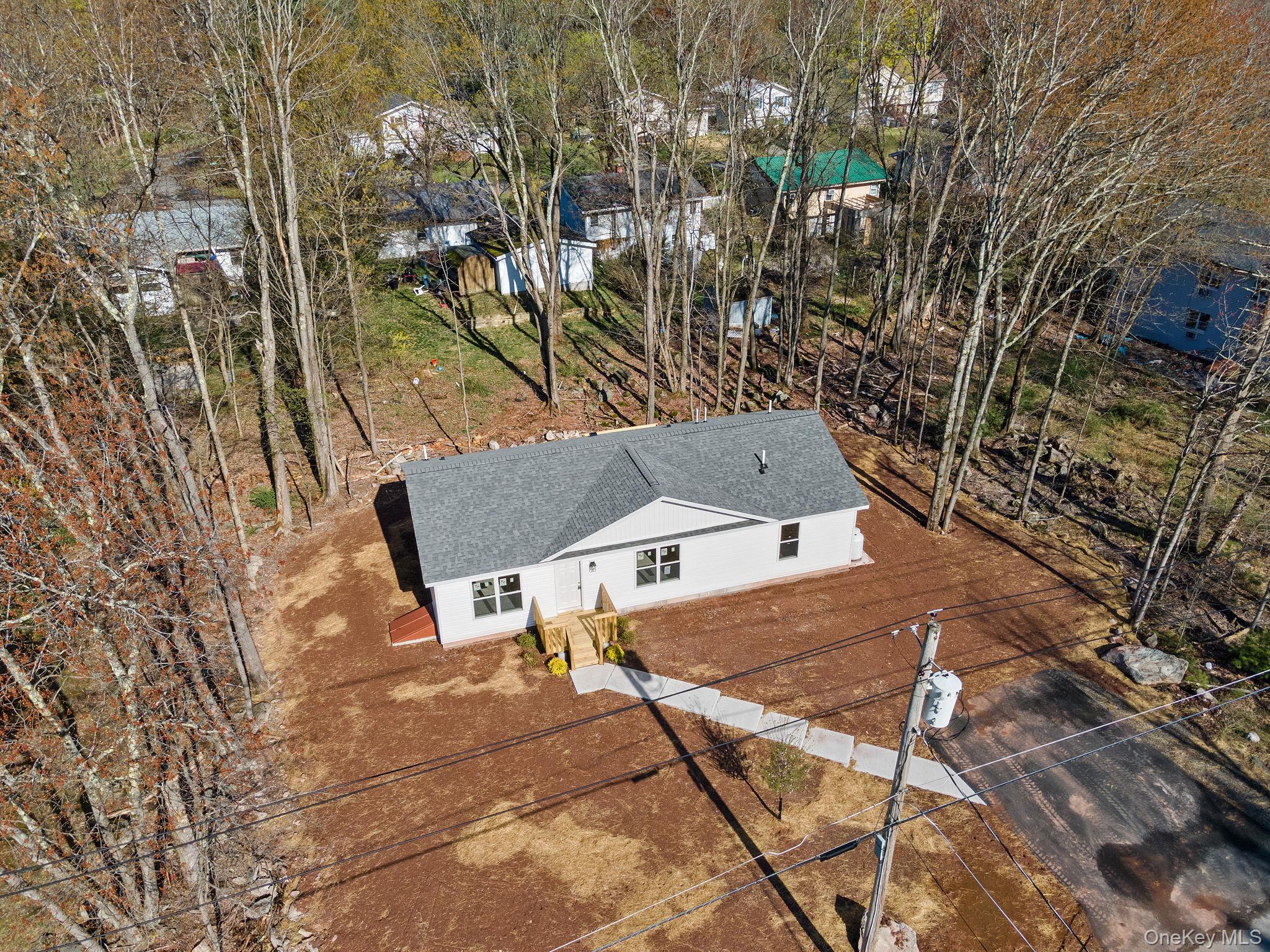 165 Park Avenue Property Photo 28