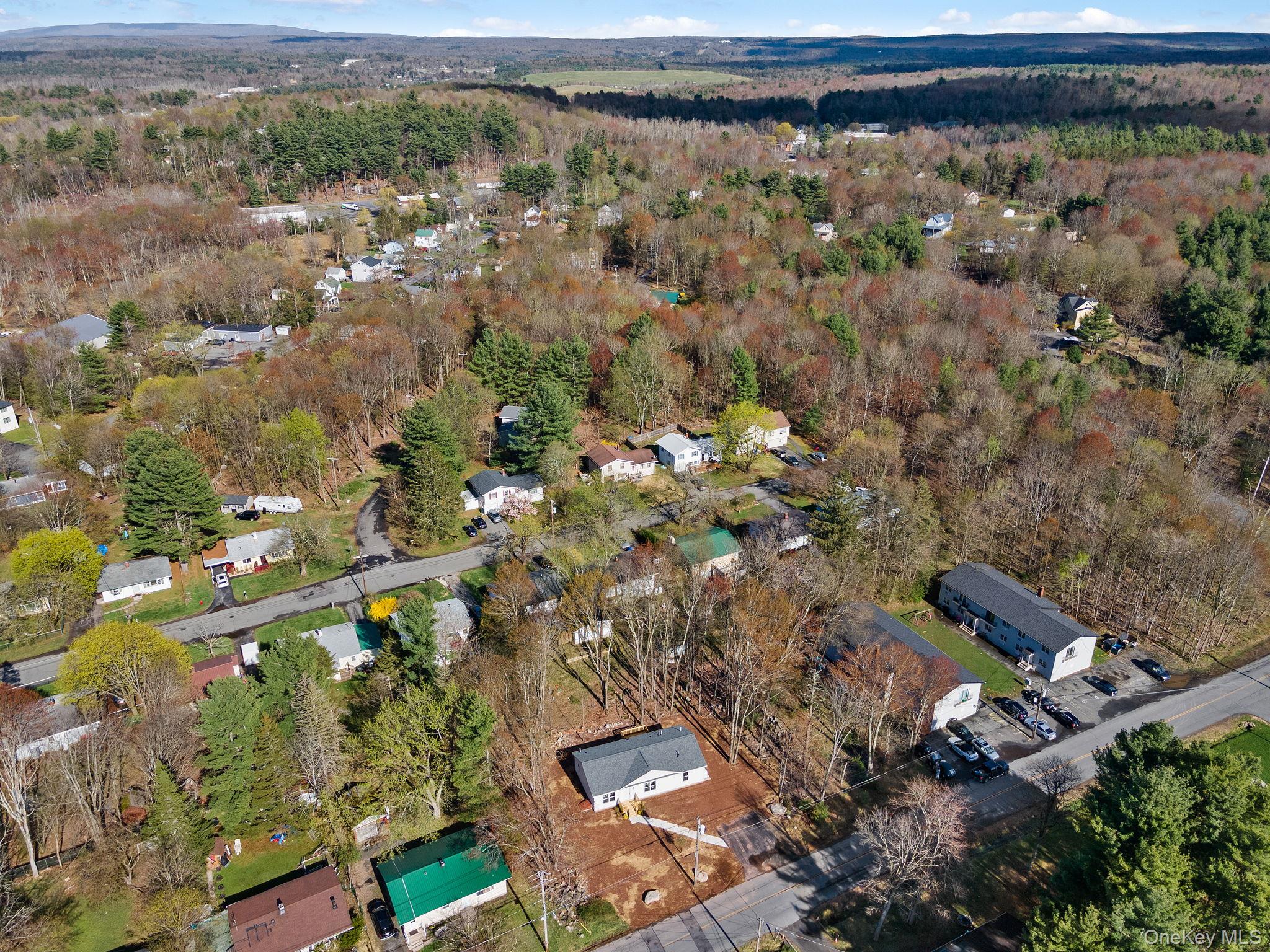 165 Park Avenue Property Photo 30