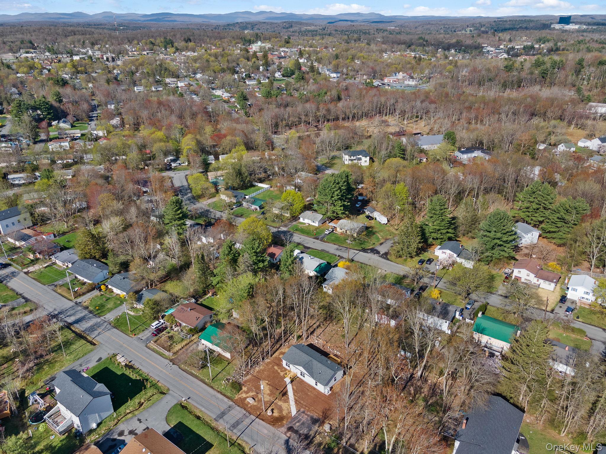 165 Park Avenue Property Photo 32