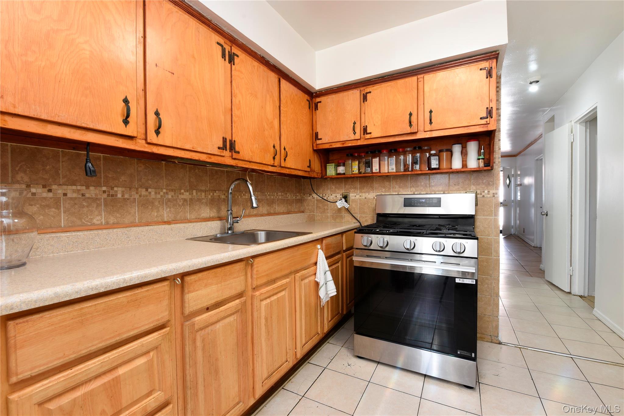 10107 Avenue L Property Photo 13