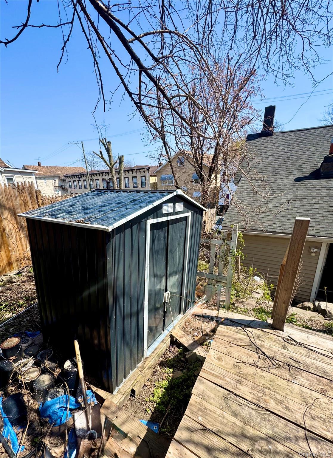21 Center Street Property Photo 12