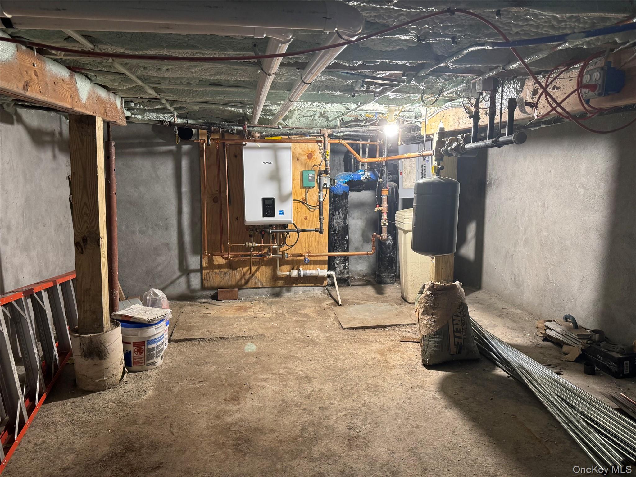 21 Center Street Property Photo 14