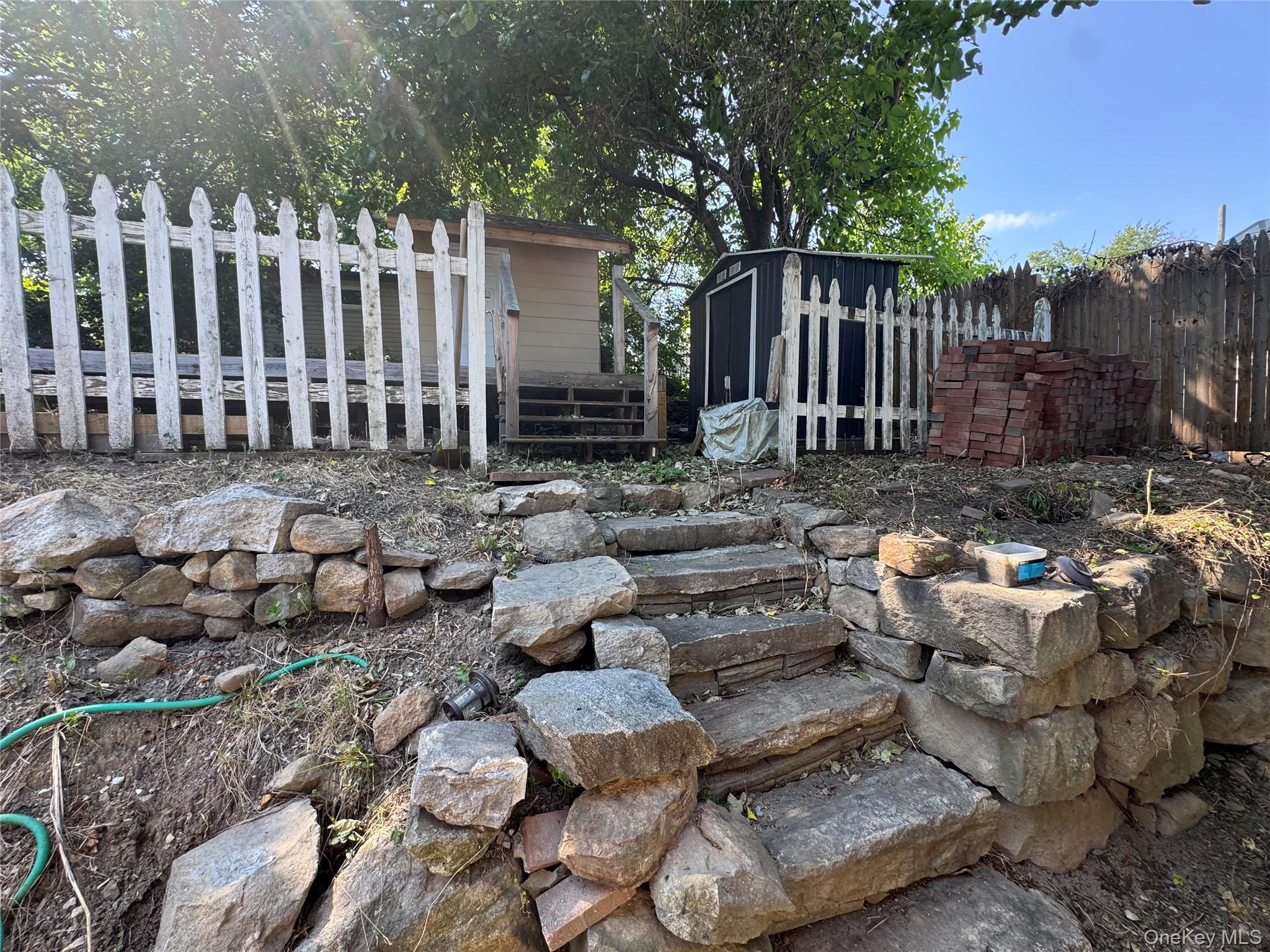 21 Center Street Property Photo 16