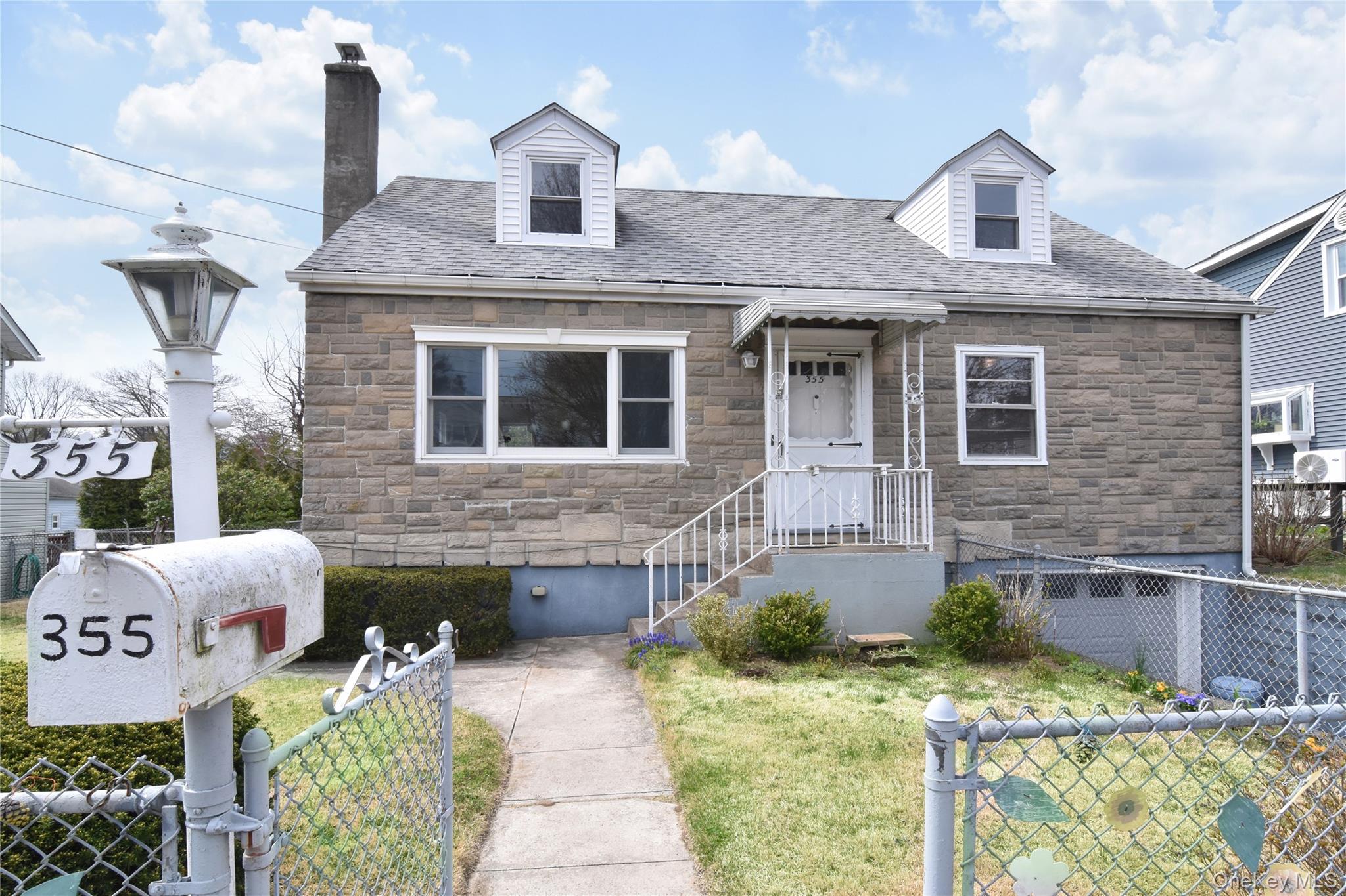355 Upland Avenue Property Photo 1