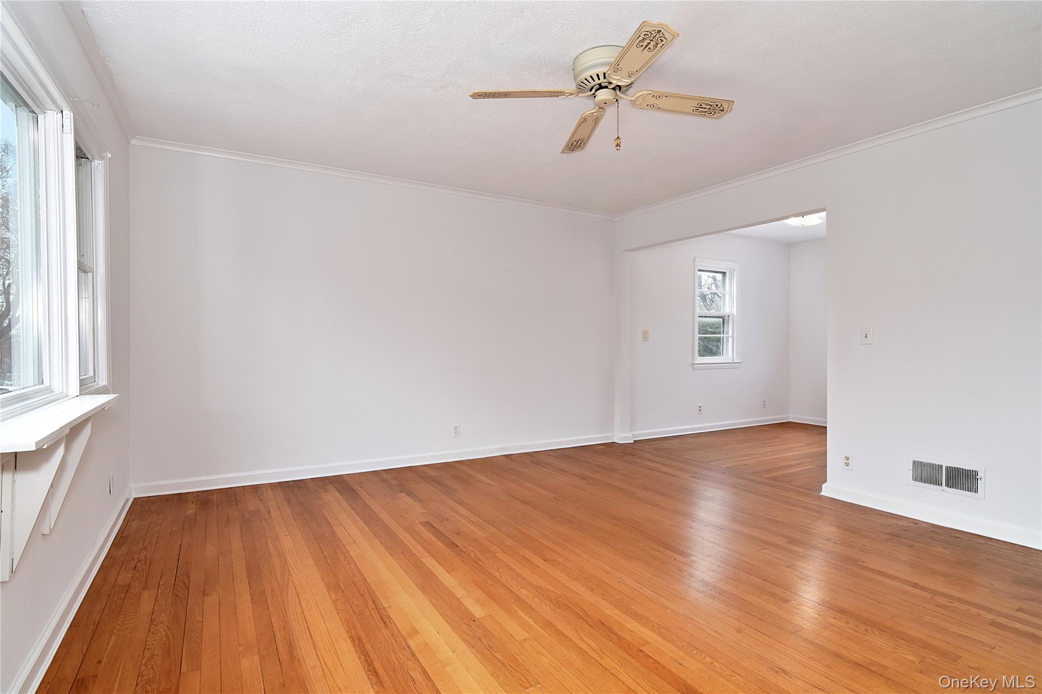 355 Upland Avenue Property Photo 5