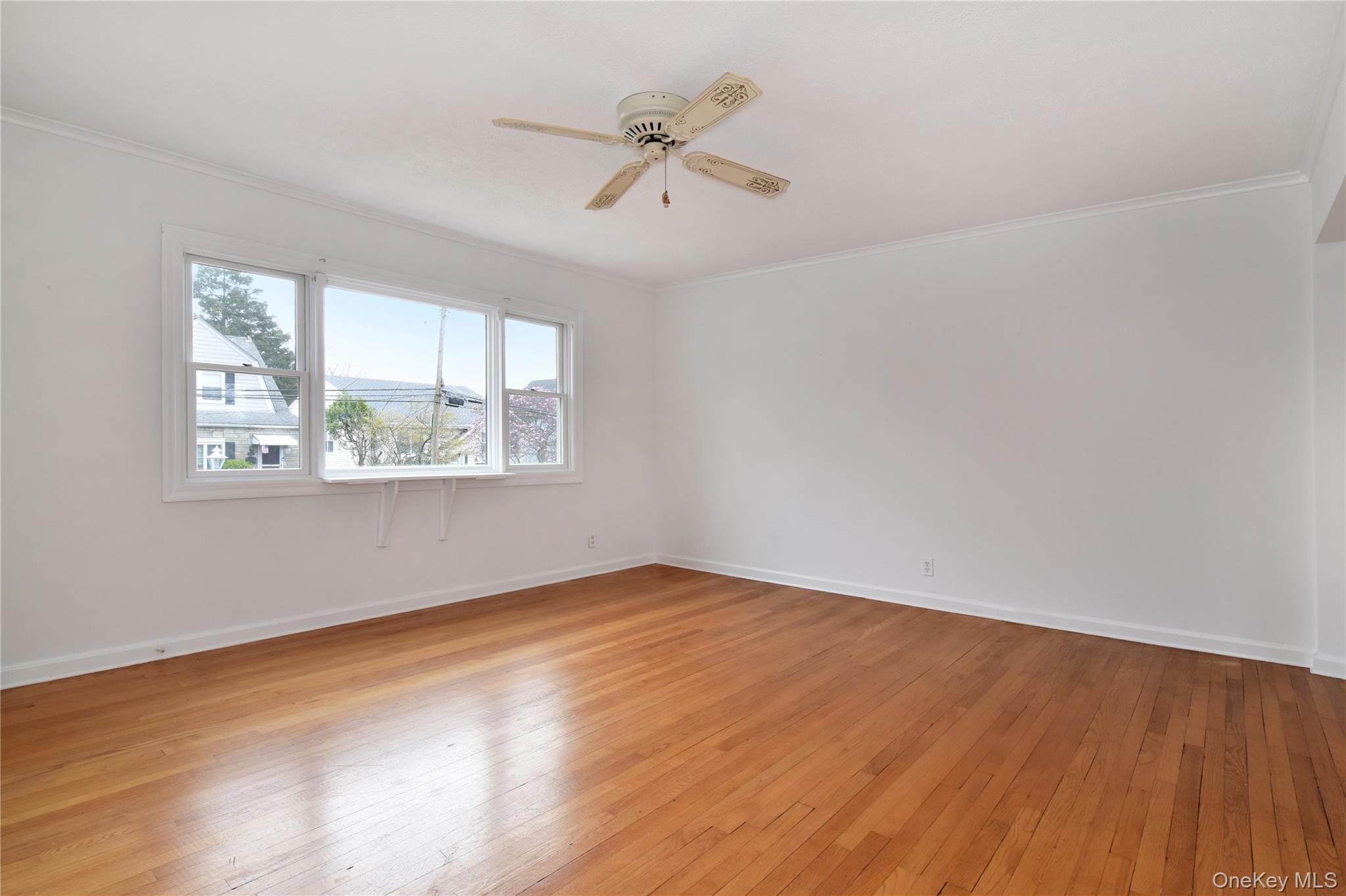 355 Upland Avenue Property Photo 7