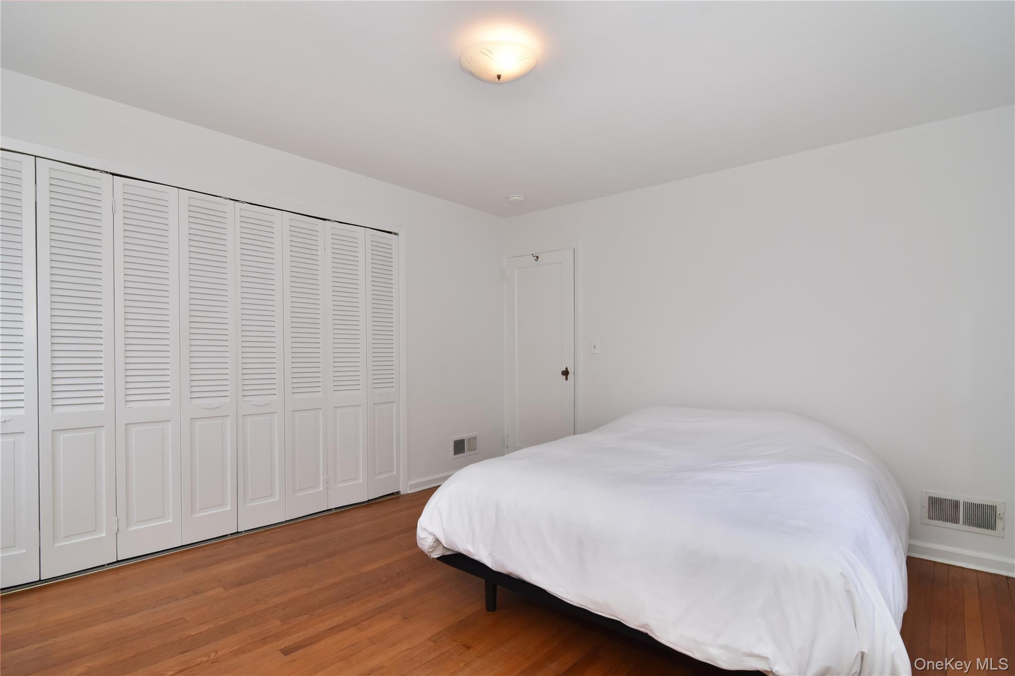 355 Upland Avenue Property Photo 13