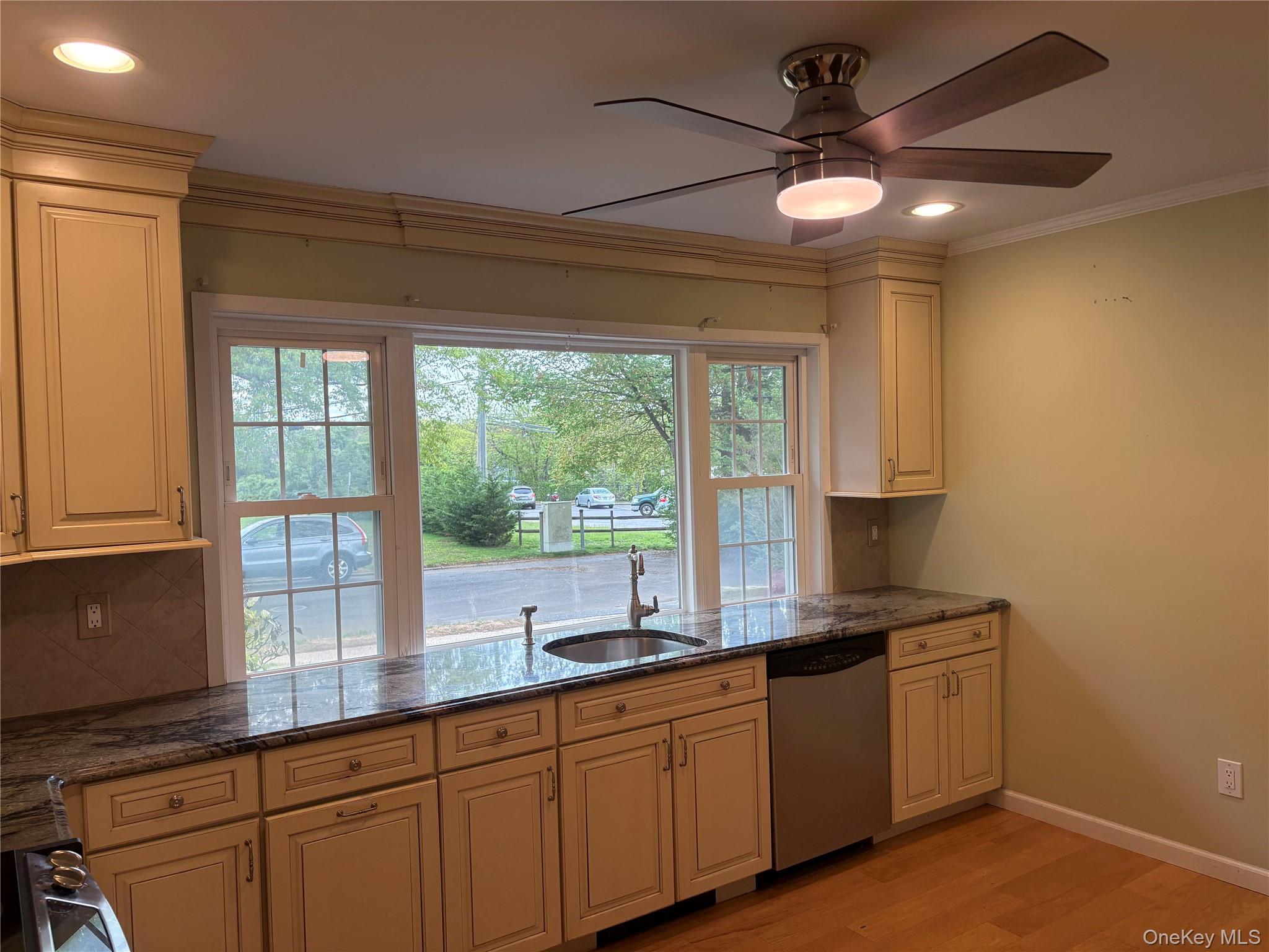 2 Dwarf Lane Property Photo 10