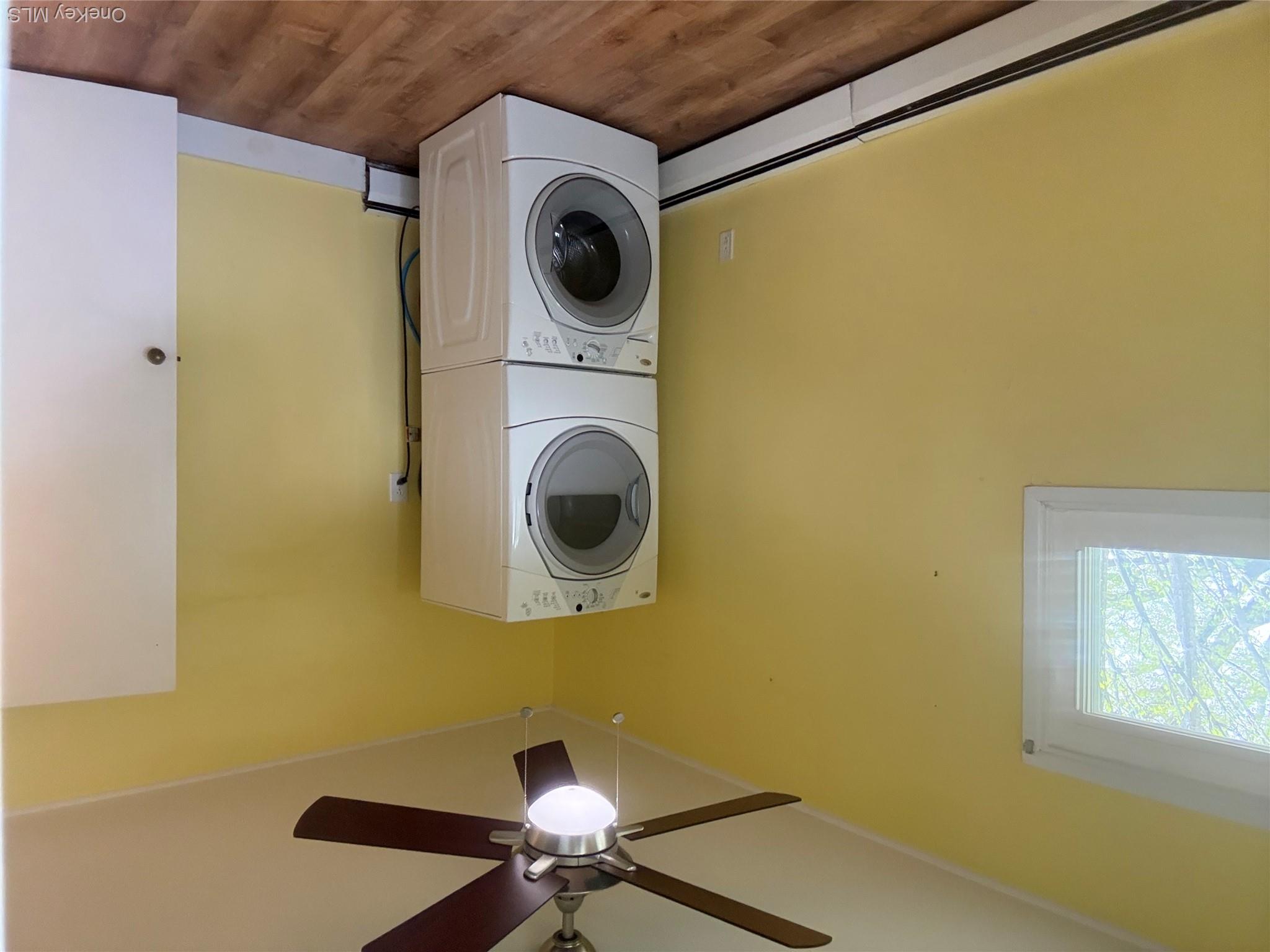 2 Dwarf Lane Property Photo 13