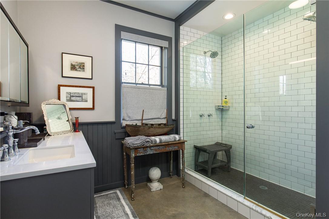 20 Taintor Way Property Photo 15