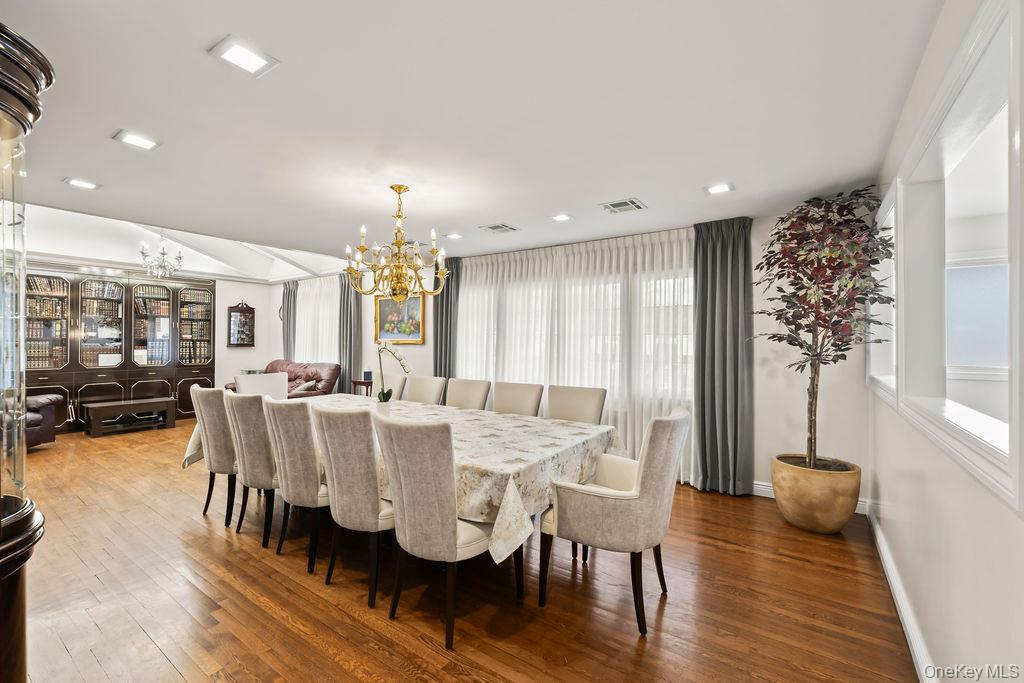 11 Wilsher Drive Property Photo 11