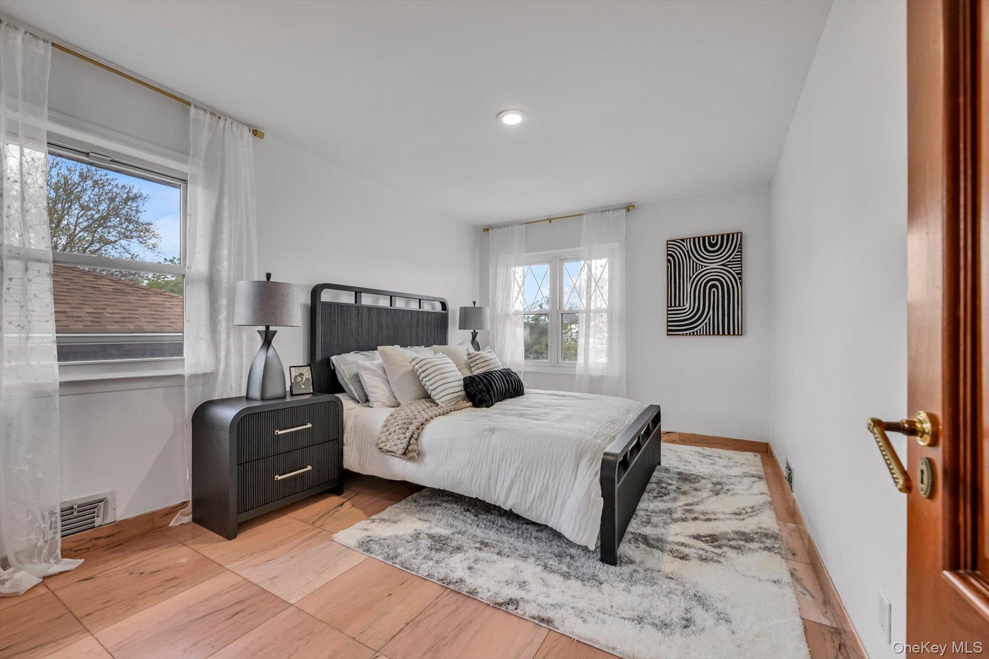 328 149th Place Property Photo 14
