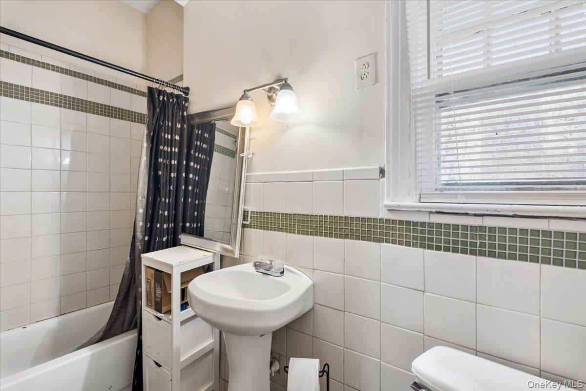 333 S 7th Avenue Property Photo 7