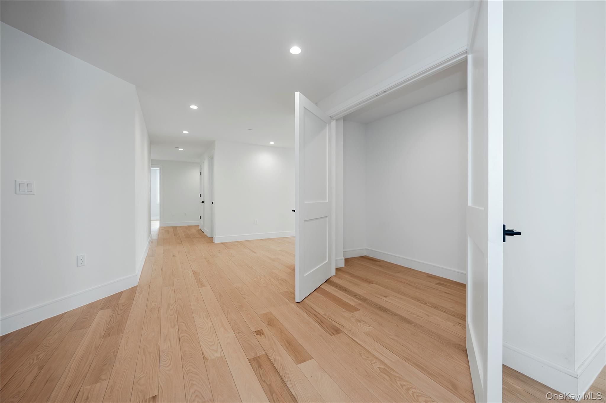 50 W Broadway 1001 Property Photo 10