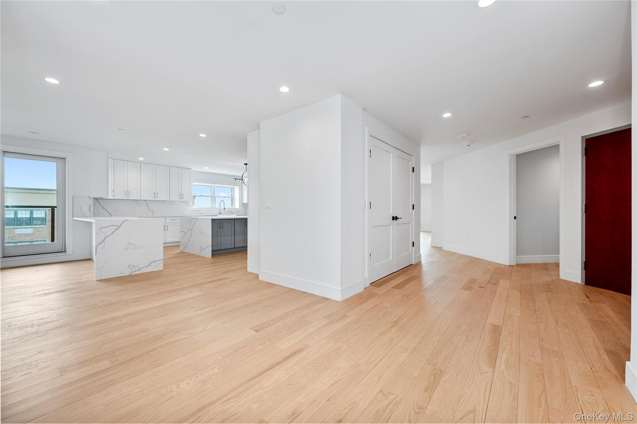 50 W Broadway 1001 Property Photo 13
